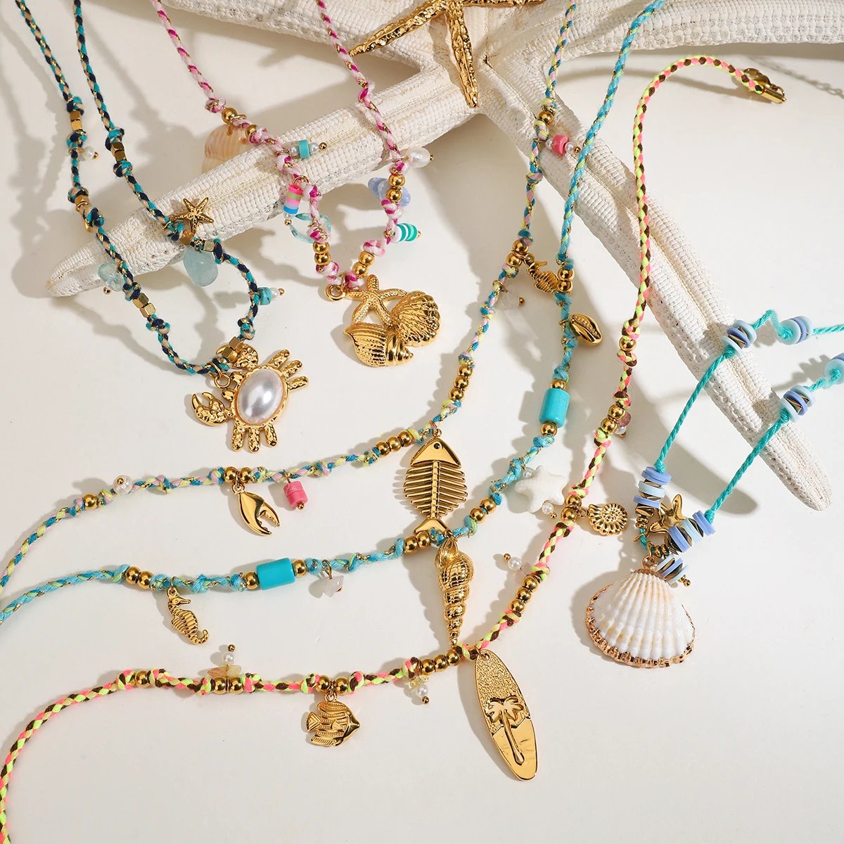 Zora – collier avec pendentif en corde colorée pour femmes, Style bohème, en acier inoxydable, avec coquillages de poisson, étoile de mer, conque, etc. pour les vacances