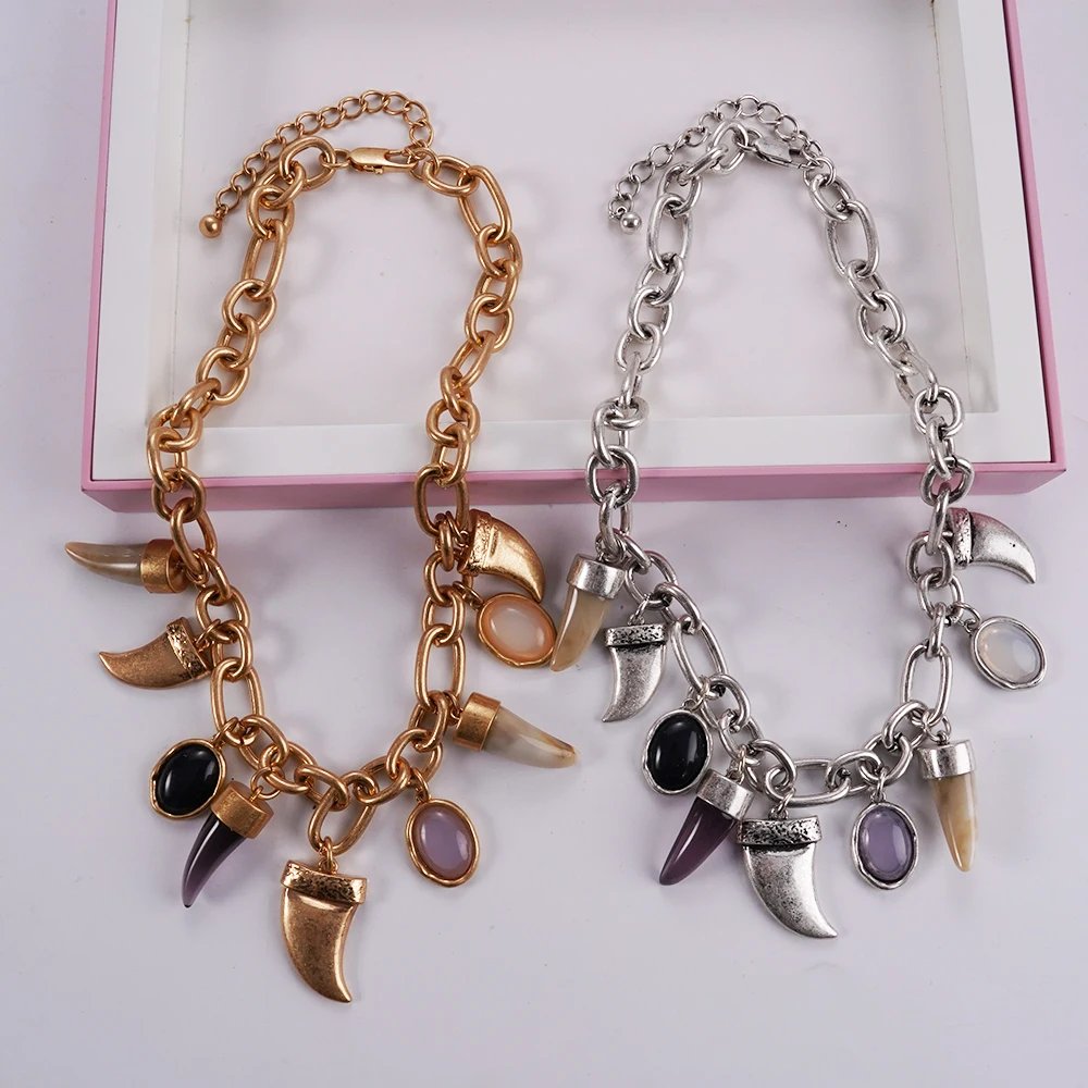 Collier pendentif en forme de corne de taureau, bijoux de clavicule de style bohème rétro, bijoux de fête vintage antiques Collier pendentif en forme de corne de taureau, bijoux de clavicule de style bohème rétro, bijoux de fête vintage antiques