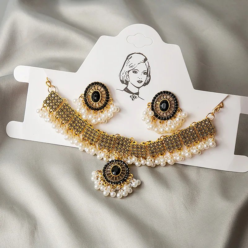 Ensembles de bijoux de mariée en cristal rétro de luxe pour femmes ethnique indien plaqué or collier de mariage boucles d'oreilles ensembles cadeau de saint valentin Ensembles de bijoux de mariée en cristal rétro de luxe pour femmes ethnique indien plaqué or collier de mariage boucles d'oreilles ensembles cadeau de saint valentin