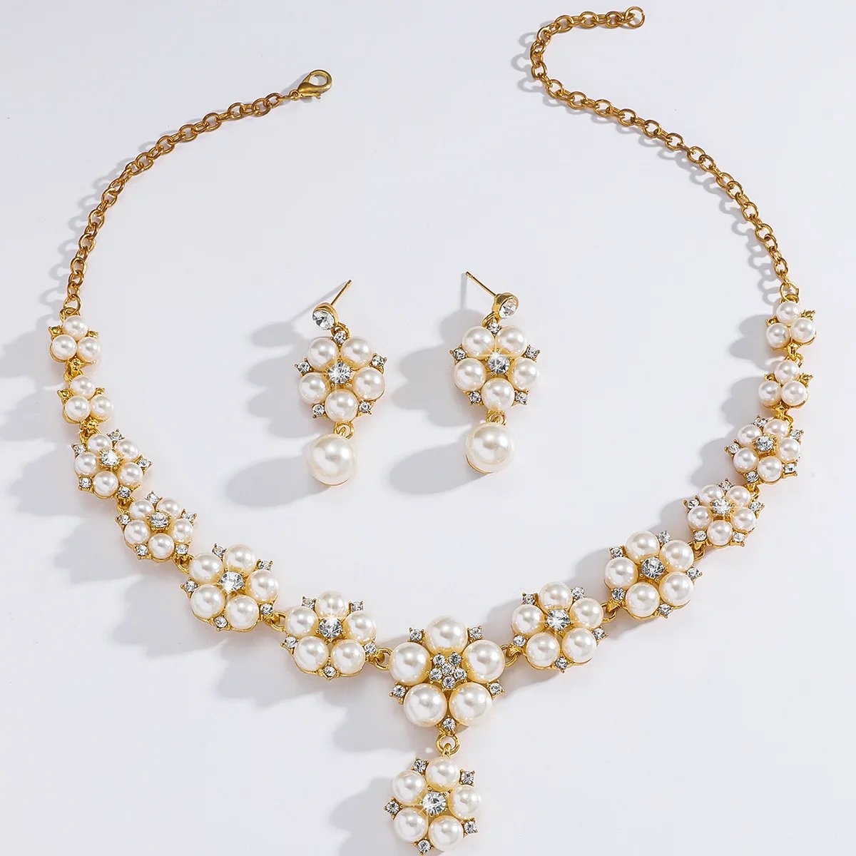 Ensemble de bijoux en alliage, 3 pièces, collier de perles réglables, boucles d'oreilles, bijoux de fête de mariage, vêtements quotidiens pour dames