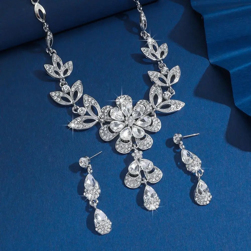 Ensemble de bijoux en cristal brillant pour fête de mariage, 3 pièces, boucles d'oreilles exquises en strass, collier de luxe en or pour femmes