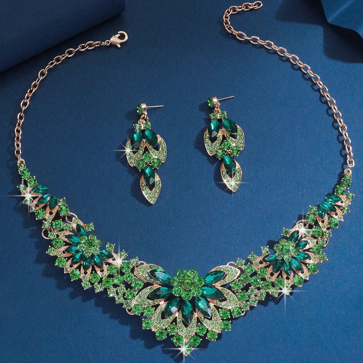 Ensemble de bijoux pour femmes, collier et boucles d'oreilles, couronne, Design à la mode, adapté aux cadeaux de mariage, de fête et de Festival
