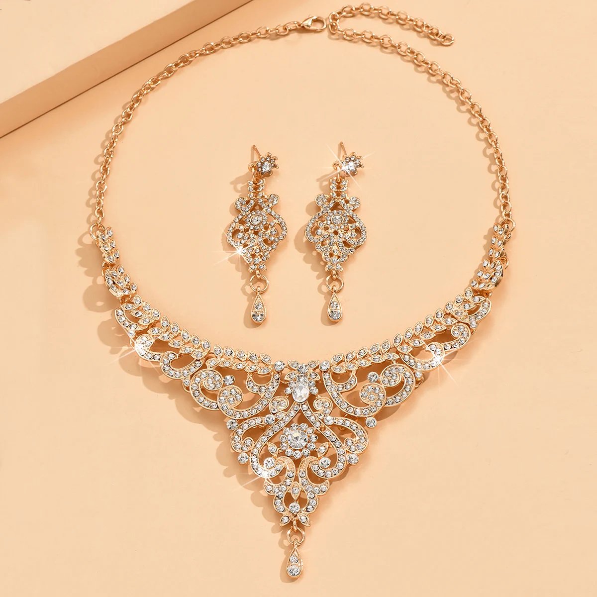 Ensemble de bijoux Design à la mode pour femmes, 3 pièces, strass haut de gamme, boucles d'oreilles, collier, accessoires de mariage