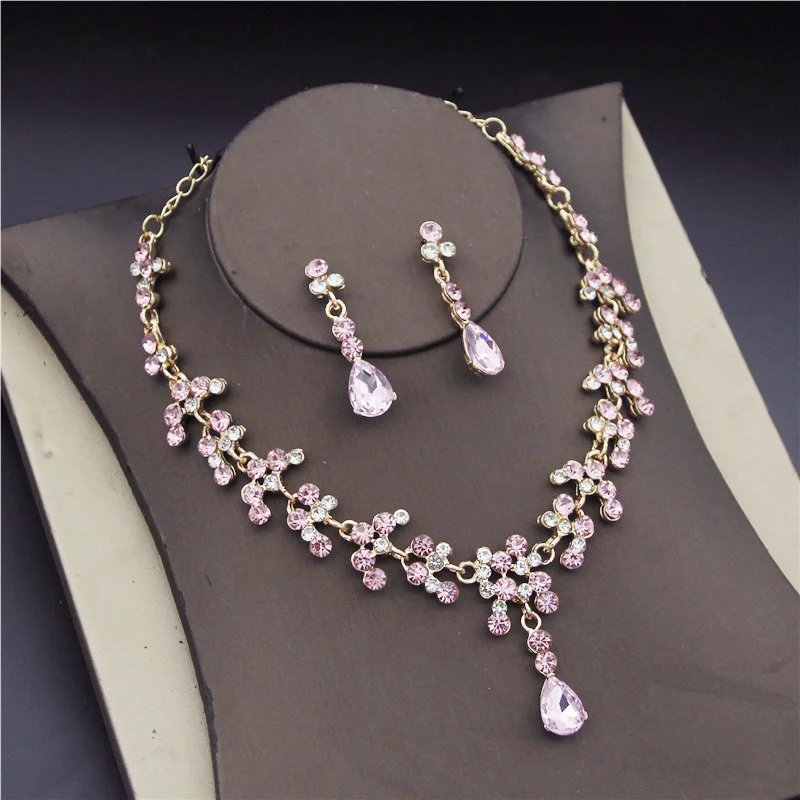 Ensemble de bijoux de mariage en cristal pour femmes, couleur or, strass, collier, longues boucles d'oreilles, accessoires pour robe de demoiselle d'honneur