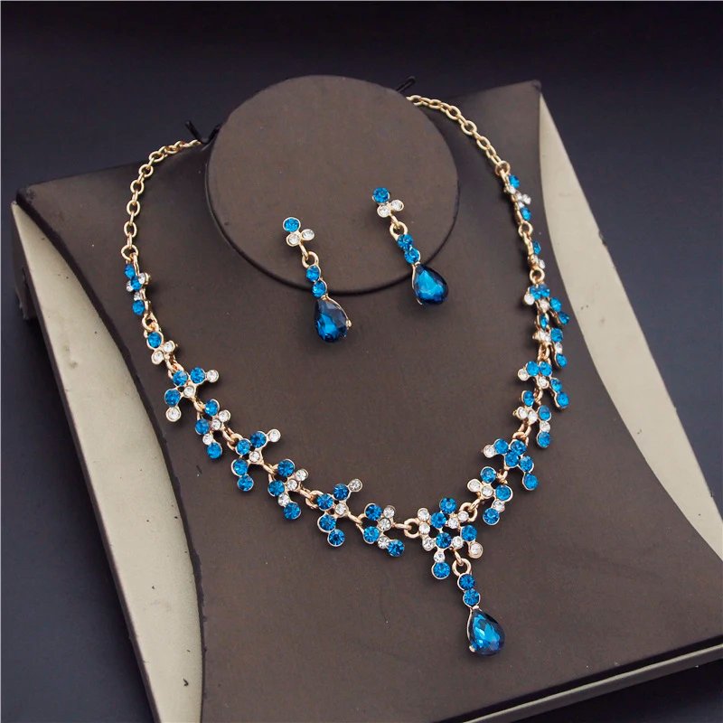 Ensemble de bijoux de mariage en cristal pour femmes, couleur or, strass, collier, longues boucles d'oreilles, accessoires pour robe de demoiselle d'honneur