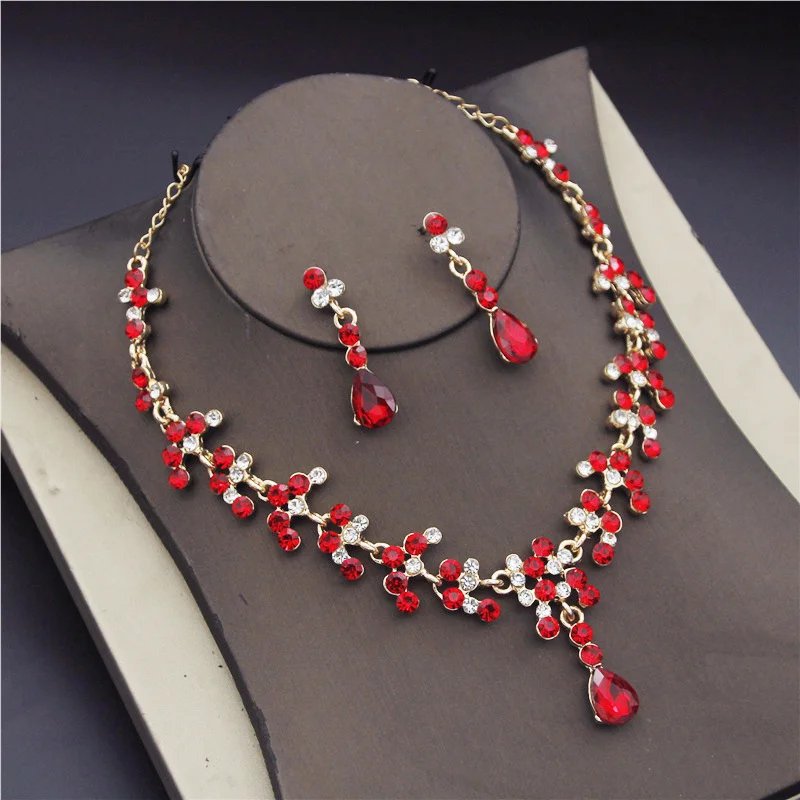 Ensemble de bijoux de mariage en cristal pour femmes, couleur or, strass, collier, longues boucles d'oreilles, accessoires pour robe de demoiselle d'honneur