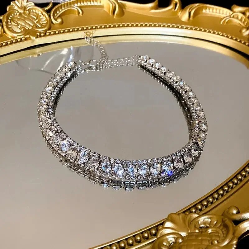 Ensemble de colliers et boucles d'oreilles carrées à la mode, chaîne de clavicule légère de luxe, vêtements de cou personnalisés haut de gamme pour femmes, motif façonnant