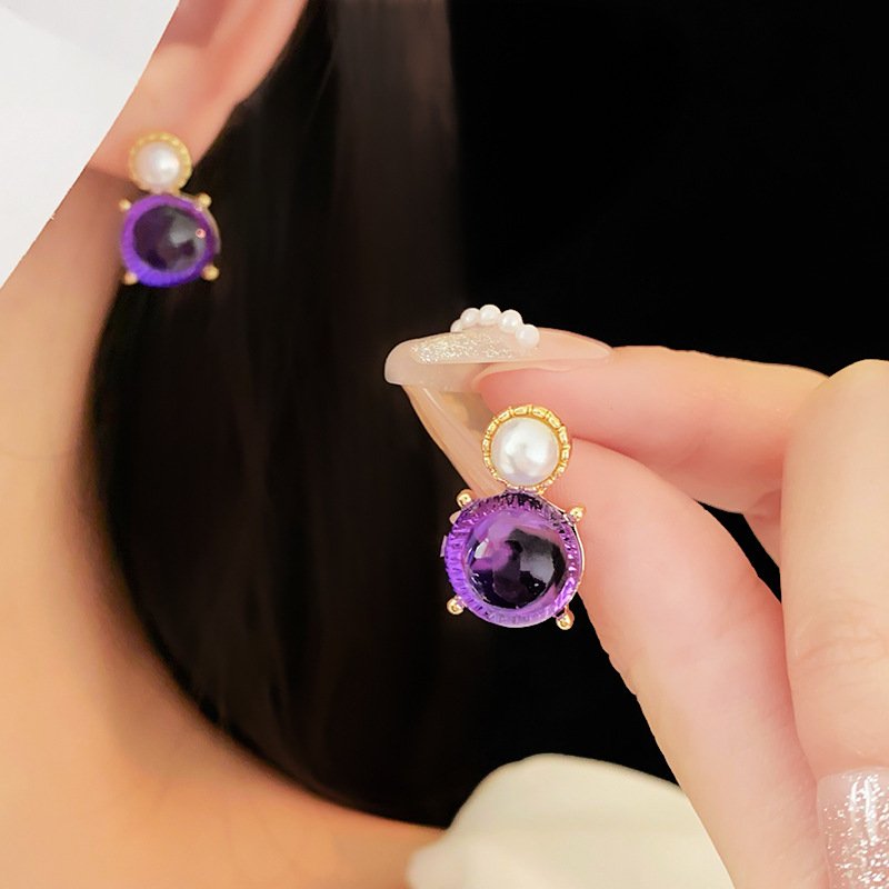 Collier de perles Vintage pour femmes, boucles d'oreilles pendantes de luxe légères, mode polyvalente scintillante, ensemble de bijoux de mariage délicats