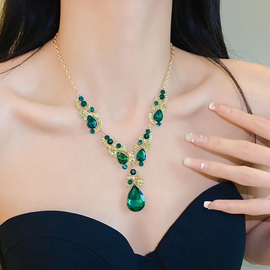 Collier pendentif gouttelette d'eau géométrique européen et américain pour femmes, bijoux de mariage personnalisés exagérés haut de gamme