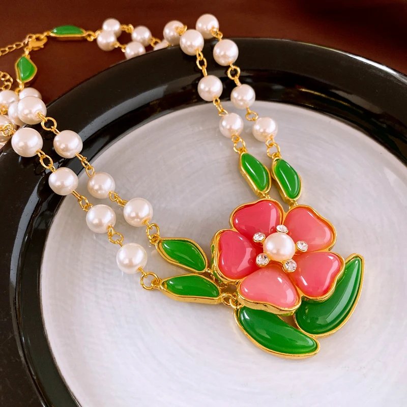 Colliers en résine biscuits goutte d'eau pour femme, fleur de cuir chevelu, perle de verre, colliers de la présidence, bijoux délicats, document rose et violet, 216.239.