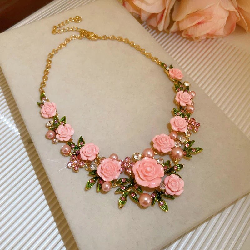 Colliers en résine biscuits goutte d'eau pour femme, fleur de cuir chevelu, perle de verre, colliers de la présidence, bijoux délicats, document rose et violet, 216.239.