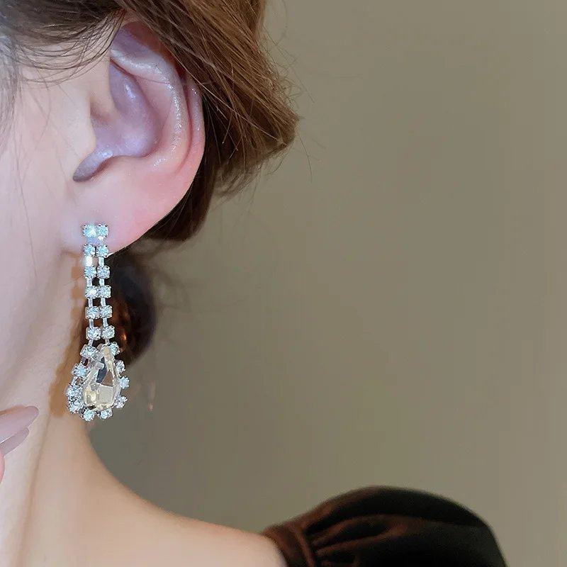 Ensemble de bijoux pour femmes, 3 pièces, strass incrustés, pendentif, colliers, boucles d'oreilles rétro, breloques, ensemble d'accessoires de mariage