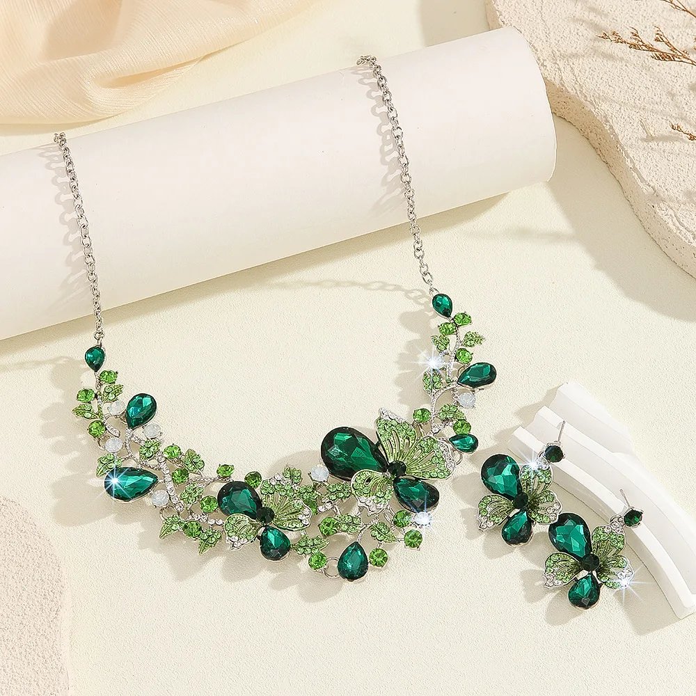 KMVEXO luxe fleur cristal collier boucles d'oreilles ensemble coloré Rose rouge collier pour les femmes mariages fête bijoux ensembles accessoires