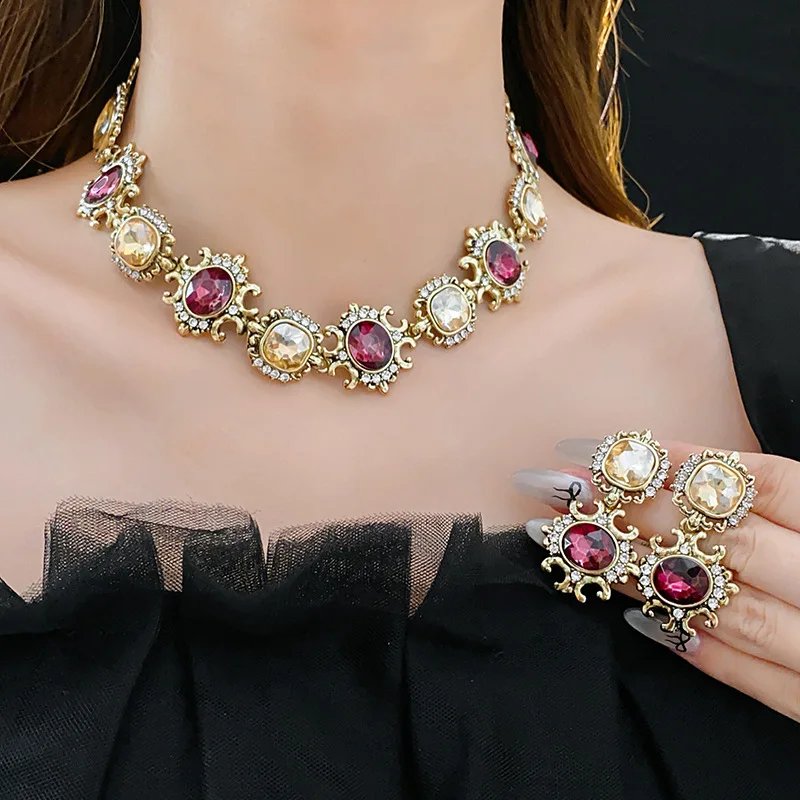 Collier Vintage en strass violet pour femmes, boucles d'oreilles pendantes, Style palais, collier rond géométrique, ensembles de bijoux pour dames