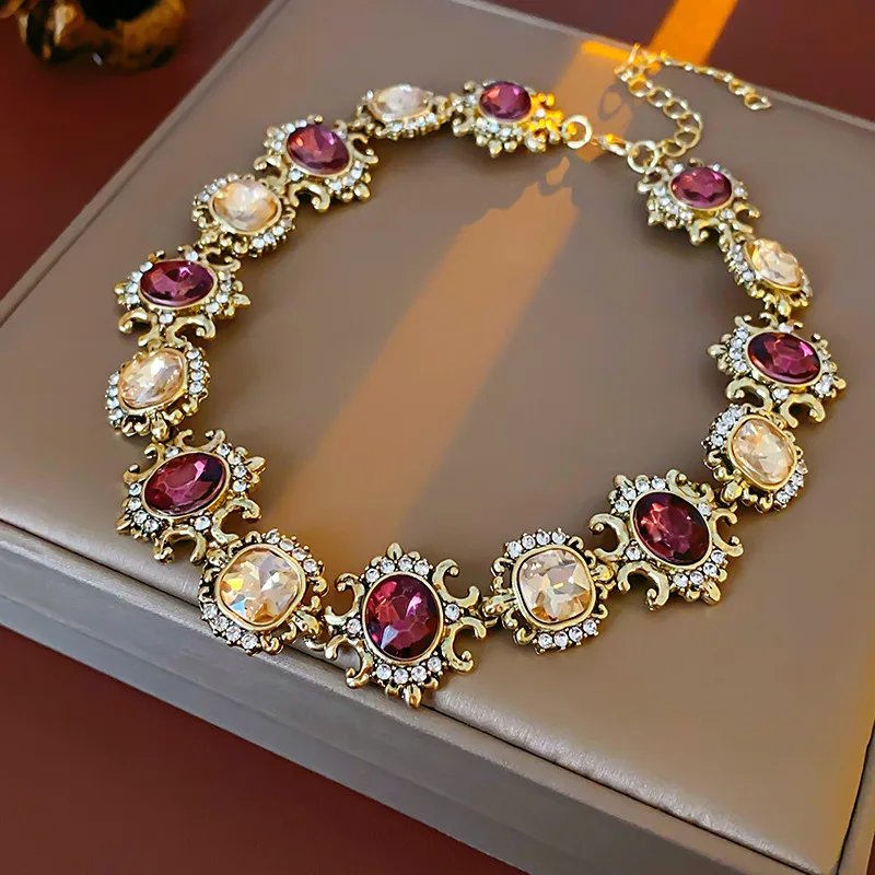 Collier Vintage en strass violet pour femmes, boucles d'oreilles pendantes, Style palais, collier rond géométrique, ensembles de bijoux pour dames