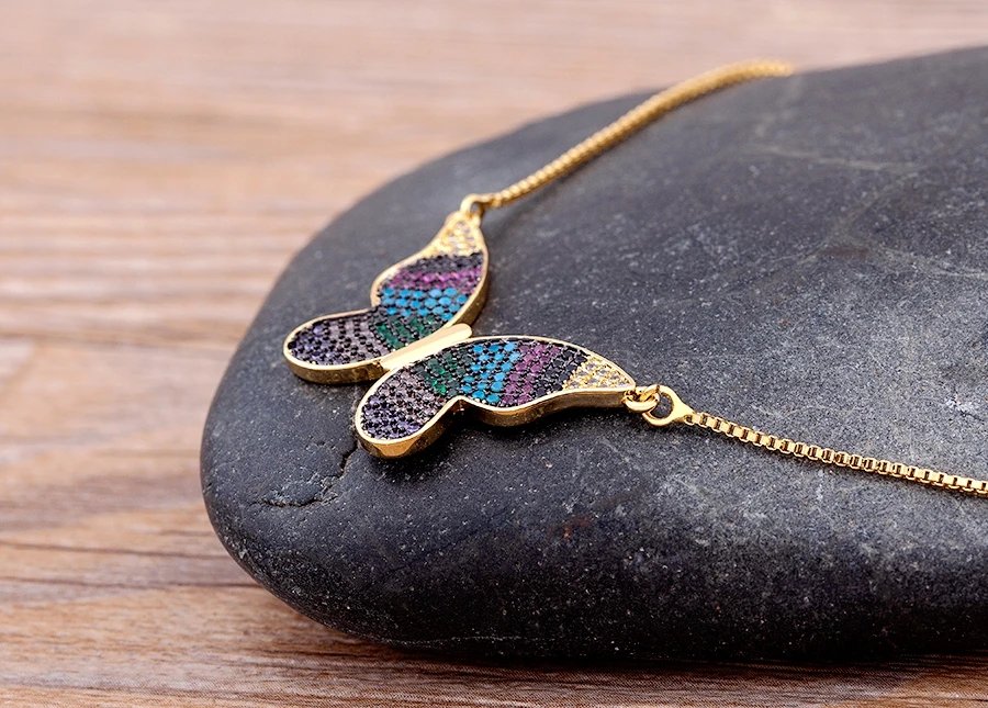Nidin Design de mode chanceux papillon pendentif femme strass brillant déclaration cristal collier ras du cou pour femme cadeau de mariage Nidin Design de mode chanceux papillon pendentif femme strass brillant déclaration cristal collier ras du cou pour femme cadeau de mariage