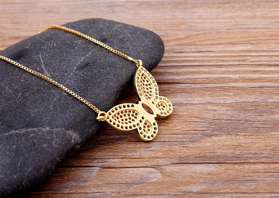 Nidin Design de mode chanceux papillon pendentif femme strass brillant déclaration cristal collier ras du cou pour femme cadeau de mariage Nidin Design de mode chanceux papillon pendentif femme strass brillant déclaration cristal collier ras du cou pour femme cadeau de mariage