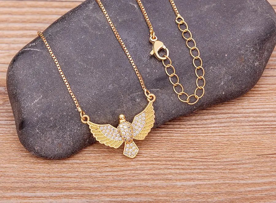 Collier vintage Nidin Flying Eagle pour hommes et femmes, pendentif oiseau, faucon, théâtre, déclaration d'animal de cou, bijoux de fête, cadeau d'anniversaire Collier vintage Nidin Flying Eagle pour hommes et femmes, pendentif oiseau, faucon, théâtre, déclaration d'animal de cou, bijoux de fête, cadeau d'anniversaire