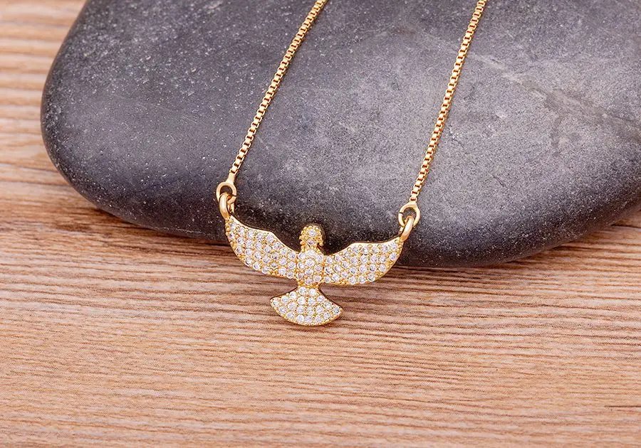 Collier vintage Nidin Flying Eagle pour hommes et femmes, pendentif oiseau, faucon, théâtre, déclaration d'animal de cou, bijoux de fête, cadeau d'anniversaire Collier vintage Nidin Flying Eagle pour hommes et femmes, pendentif oiseau, faucon, théâtre, déclaration d'animal de cou, bijoux de fête, cadeau d'anniversaire